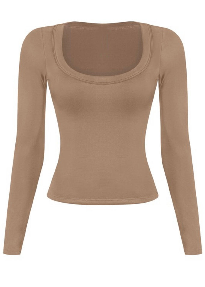 EV Basic Scoop Neck (Mocha)