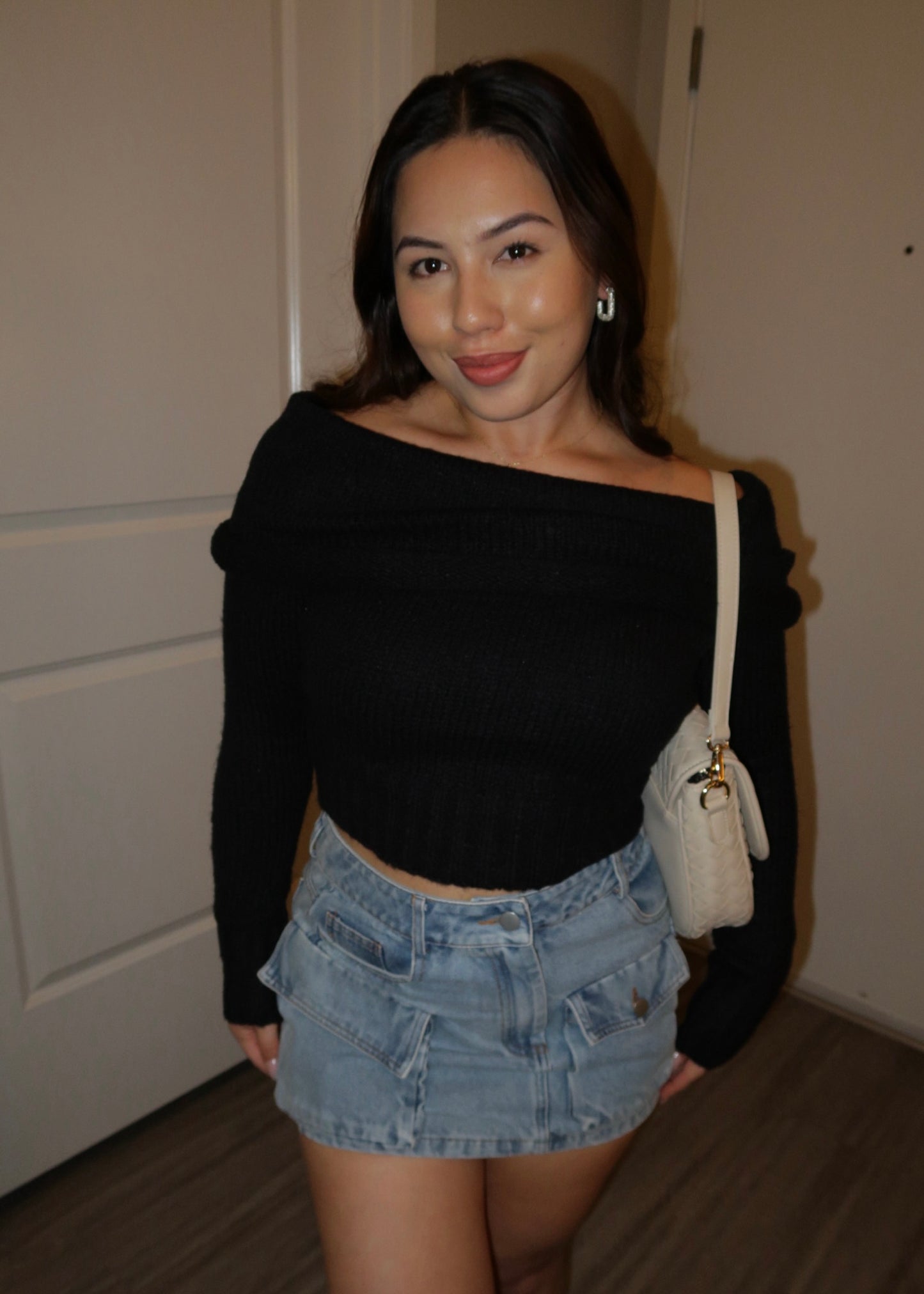 Demi Off The Shoulder Top (Black)