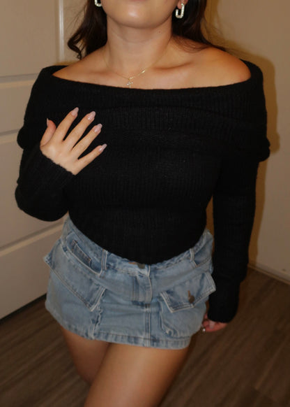 Demi Off The Shoulder Top (Black)